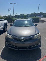Used 2012 Toyota Camry L image 1