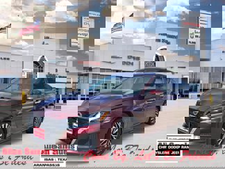 Used 2023 Nissan Altima 2.5 SV image 1