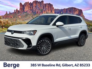 New 2025 Volkswagen Taos SE image 1