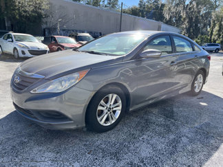 Used 2017 Nissan Sentra S image 1