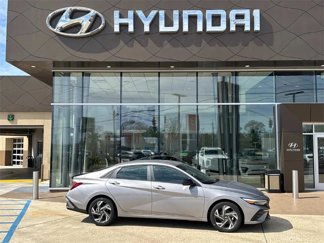 New 2025 Hyundai Elantra Sport image 1