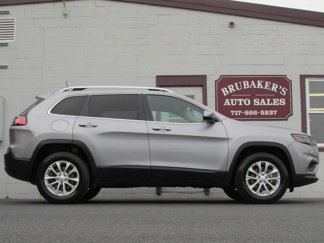 Used 2019 Jeep Cherokee Latitude w/ Cold Weather Group image 1