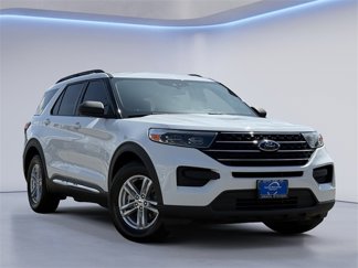 Used 2021 Ford Explorer XLT image 1
