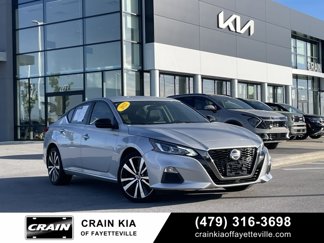 Used 2021 Nissan Altima 2.5 SR image 1