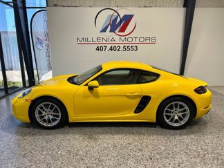 Used 2017 Porsche 718 Cayman image 1