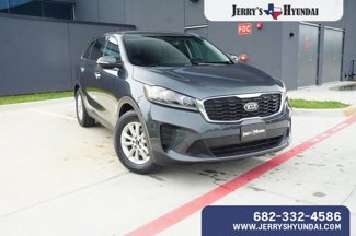 Used 2020 Kia Sorento LX image 1