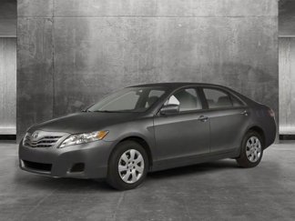 Used 2011 Toyota Camry LE image 1