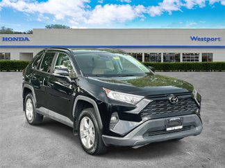 Used 2021 Toyota RAV4 XLE image 1