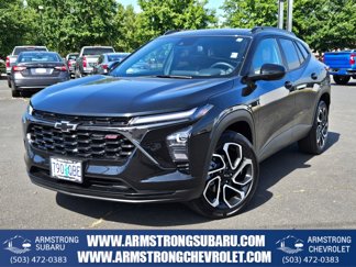 Used 2025 Chevrolet Trax RS w/ Sunroof Package image 1