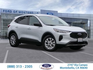 Used 2025 Ford Escape Active w/ Cold Weather Package image 1