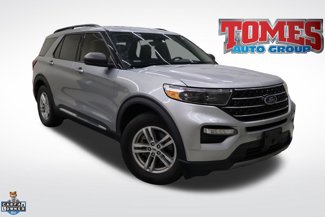 Used 2020 Ford Explorer XLT w/ Equipment Group 202A image 1