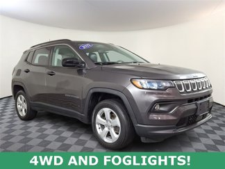 Used 2022 Jeep Compass Latitude image 1