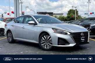 Used 2023 Nissan Altima 2.5 SV image 1