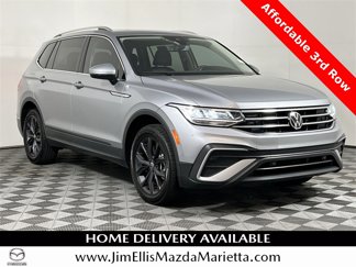 Used 2022 Volkswagen Tiguan SE image 1