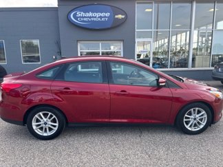 Used 2017 Ford Focus SE image 1