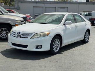 Used 2010 Toyota Camry XLE image 1