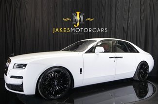 Used 2021 Rolls-Royce Ghost image 1