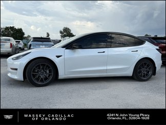 Used 2021 Tesla Model 3 Standard Range Plus image 1
