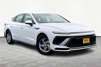 New 2025 Hyundai Sonata SE image 1