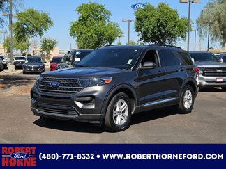 Used 2020 Ford Explorer XLT image 1