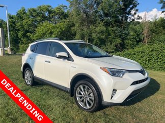 Used 2018 Toyota RAV4 Limited image 1