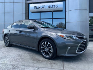 Used 2017 Toyota Avalon XLE w/ Carpet Mat Package image 1