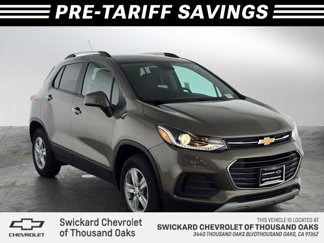 Used 2022 Chevrolet Trax LT w/ LT Convenience Package image 1