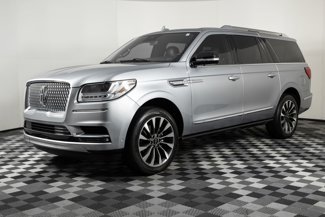 Used 2021 Lincoln Navigator L Reserve w/ Luxury Package image 1