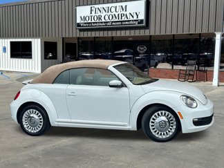 Used 2014 Volkswagen Beetle 1.8T image 1