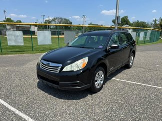 Used 2011 Subaru Outback 2.5i image 1