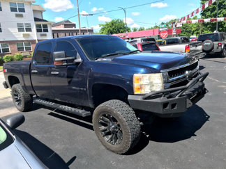 Used 2009 Chevrolet Silverado 2500 LT w/ Interior Plus Package image 1