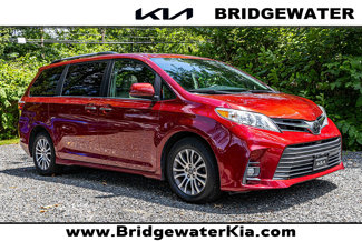 Used 2018 Toyota Sienna image 1