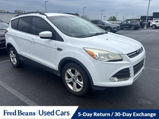 Used 2014 Ford Escape SE w/ Equipment Group 201A image 1
