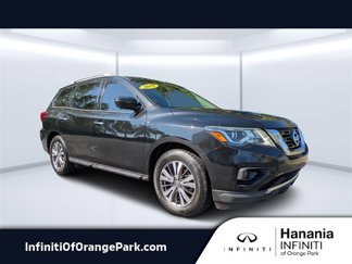 Used 2019 Nissan Pathfinder SL image 1