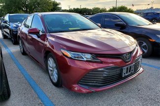 Used 2019 Toyota Camry LE image 1