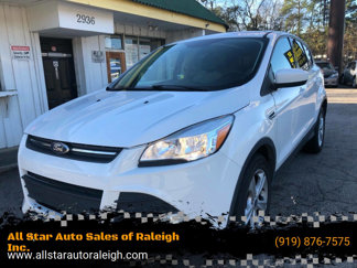 Used 2016 Ford Escape SE image 1