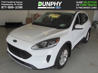Used 2021 Ford Escape SE image 1