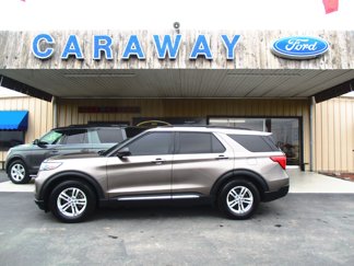Used 2021 Ford Explorer XLT image 1