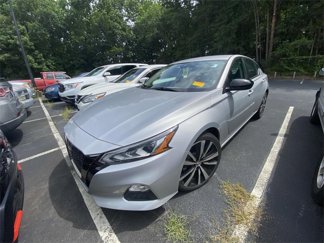 Used 2021 Nissan Altima 2.5 SR image 1