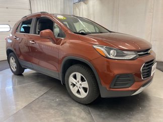 Used 2019 Chevrolet Trax LT w/ LT Convenience Package image 1