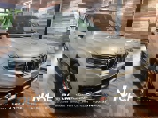 Used 2022 Jeep Wagoneer Series I image 1