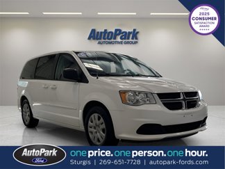 Used 2017 Dodge Grand Caravan SE w/ UConnect Hands-Free Group image 1