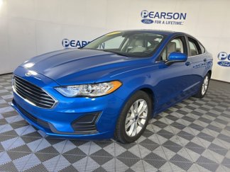 Used 2019 Ford Fusion SE image 1