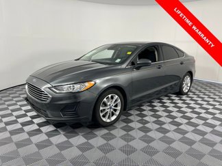Used 2019 Ford Fusion SE image 1