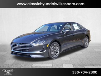 Used 2023 Hyundai Sonata SEL w/ Cargo Package image 1