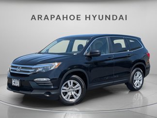 Used 2017 Honda Pilot LX image 1