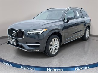 Used 2017 Volvo XC90 T6 Momentum image 1
