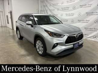 Used 2020 Toyota Highlander Limited image 1