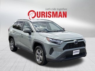 Used 2022 Toyota RAV4 XLE image 1
