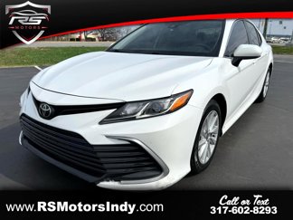 Used 2021 Toyota Camry LE image 1